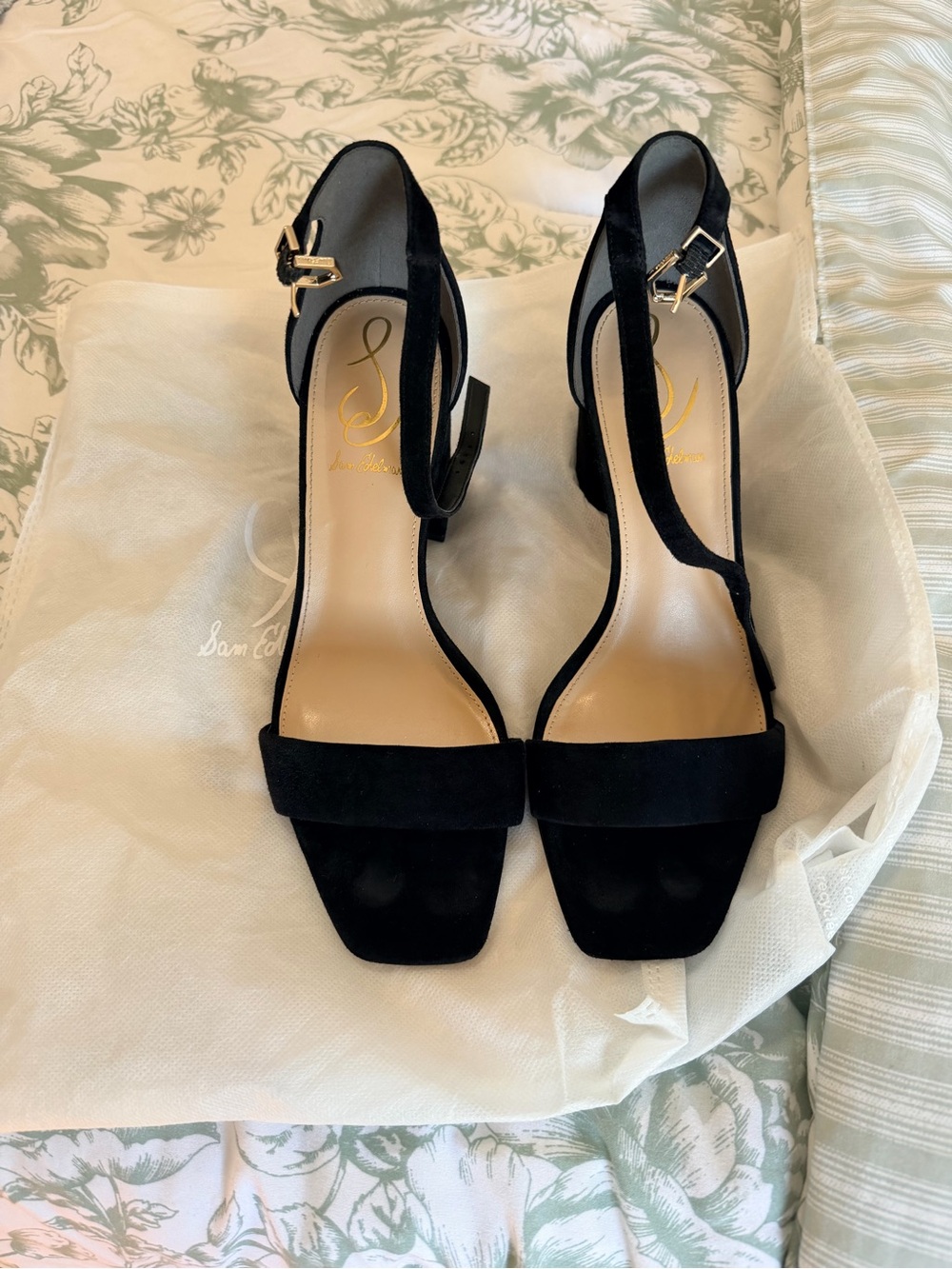 🖤 Sam Edelman Black Block Heel Sandals – Classic & Elegant - Picture 6 of 6